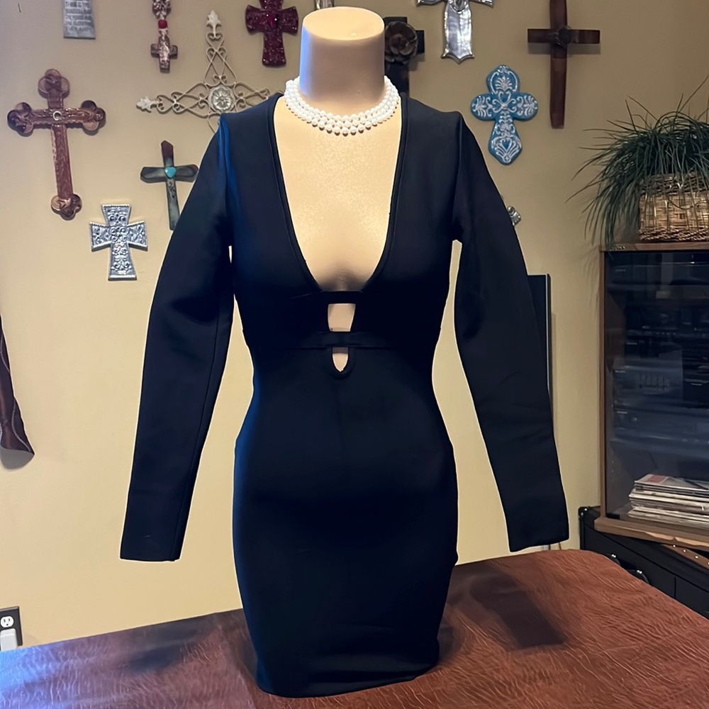 Sexy Bandage black dress with deep V cutout